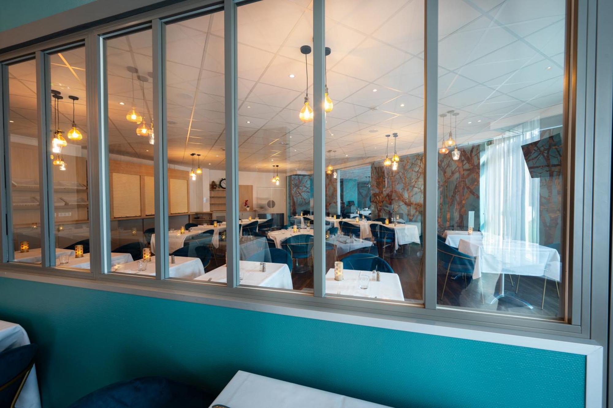 Hotel & Restaurant Des Remparts Rochefort  Ngoại thất bức ảnh